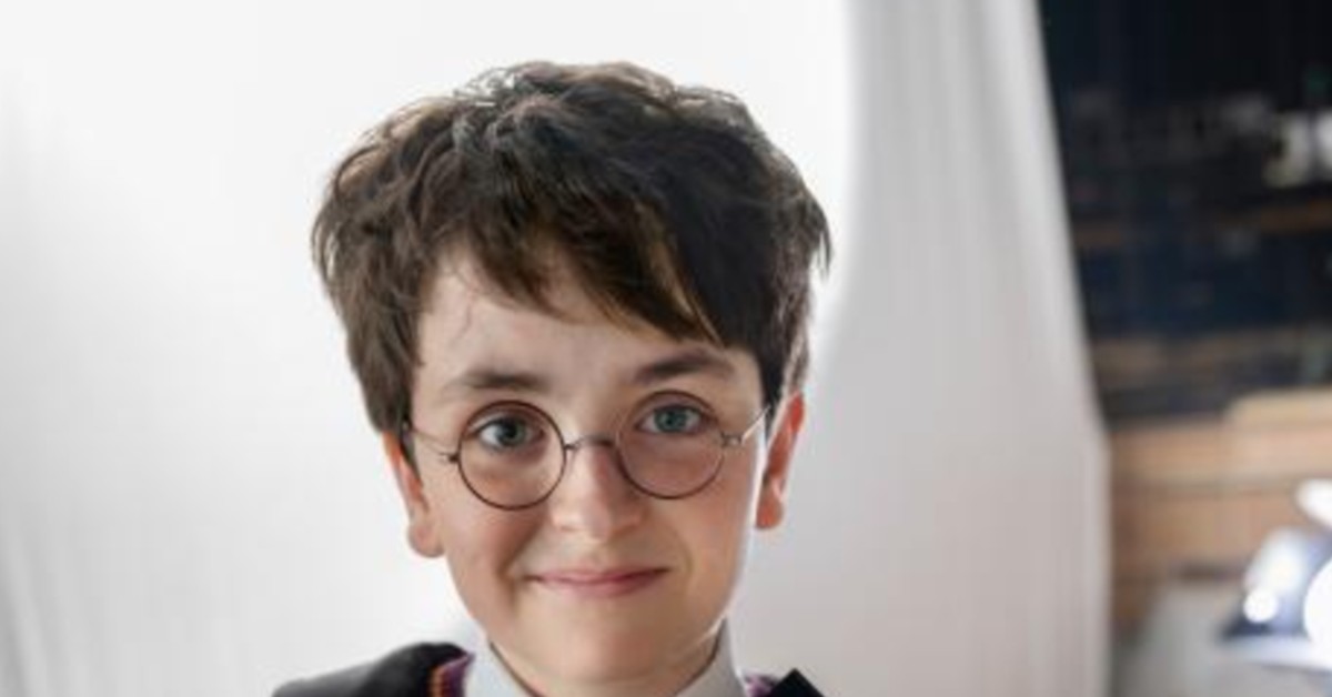 Dominic-McLaughlin -as-Harry-Potter