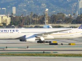 Why Did a United Airlines Boeing 787 Declare Mayday Just After Takeoff?