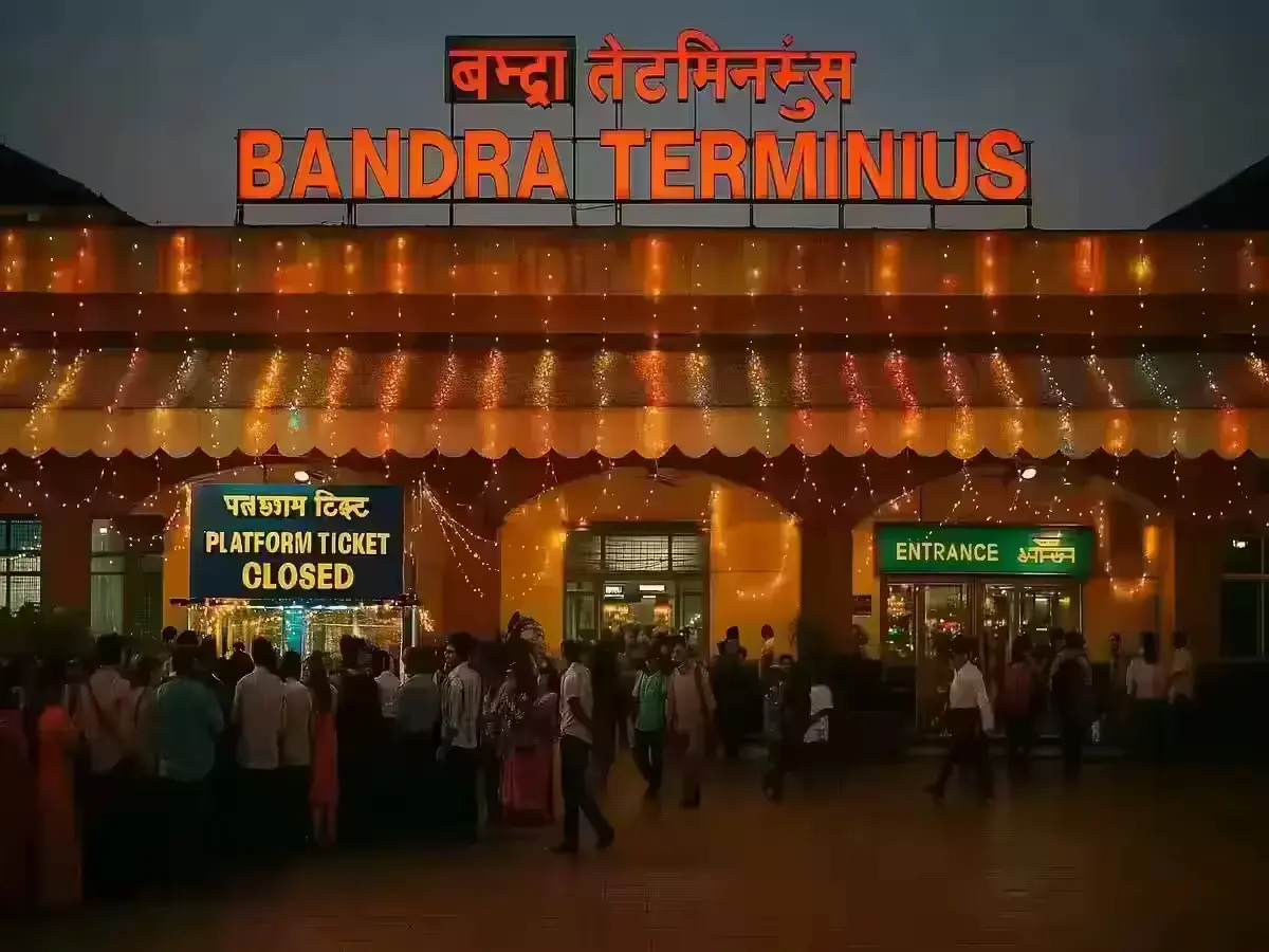 IRCTC Announces Platform Ticket Closure Ahead of Diwali & Chhath andra Terminus Mumbai showing platform ticket area during festive season