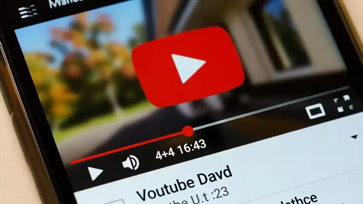 YouTube’s Fresh Player Design: Cleaner Controls and Smoother Playback YouTube Seek Bar Update 2025