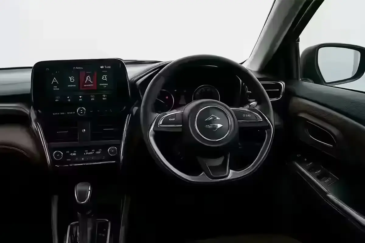 Maruti Suzuki Grand Vitara interior dashboard and features